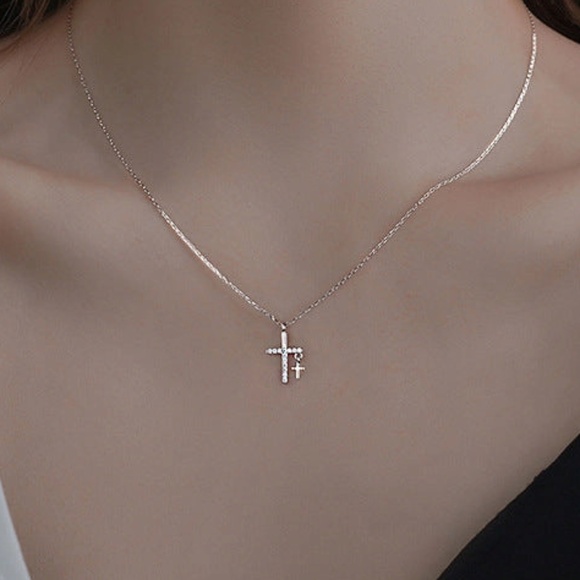Perimade Unique Cross Necklace Sterling Silver with Gold overlay - Picture 2 of 2